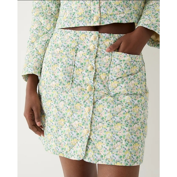 33. J.Crew Limited-edition quilted button-front mini skirt in Liberty® fabric - Picture 1 of 12